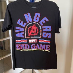 Marvel Avengers Endgame “tour” t-shirt, size M